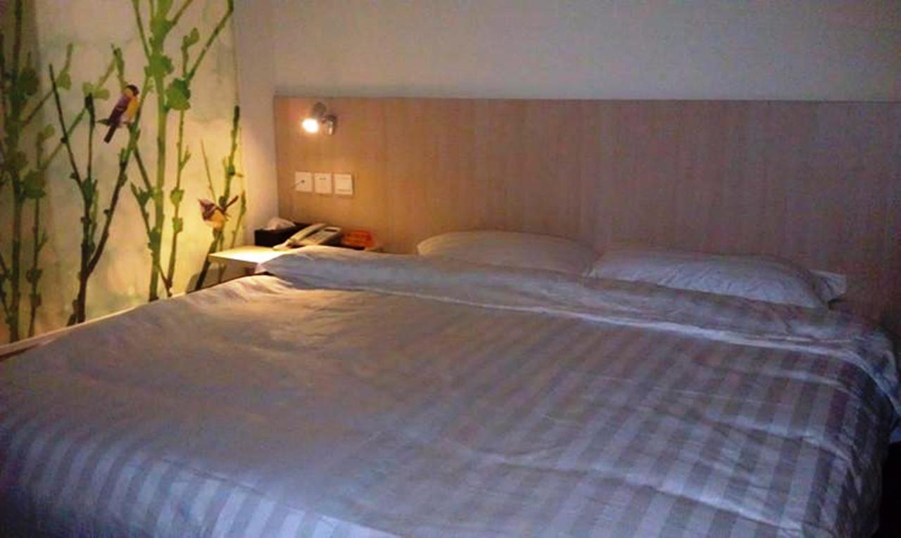 Hi Inn Shanghai Dahua 3 Road Exterior photo